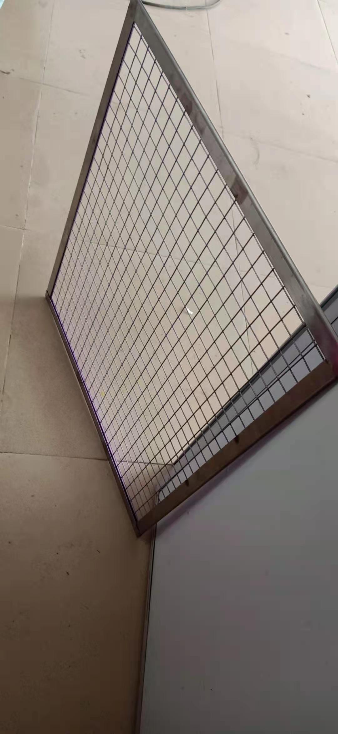 寻求做产品图的五金厂，先做300件，材质是不锈钢，铁的