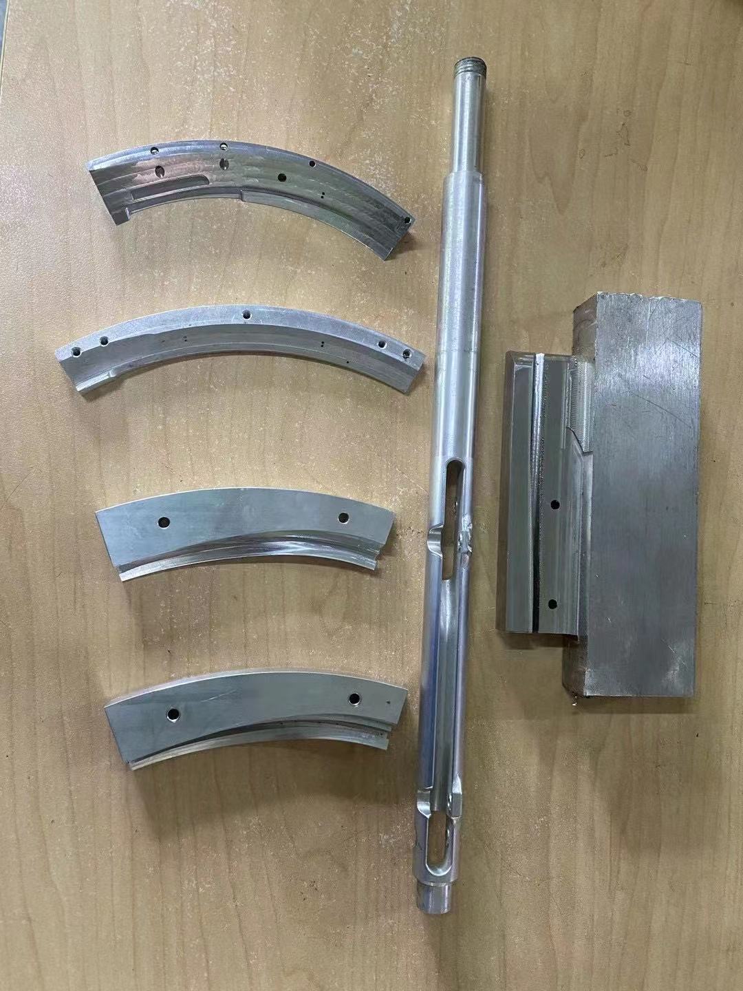 寻找东莞大岭山附近地区CNC三轴四轴五轴加工厂，有好多款产品