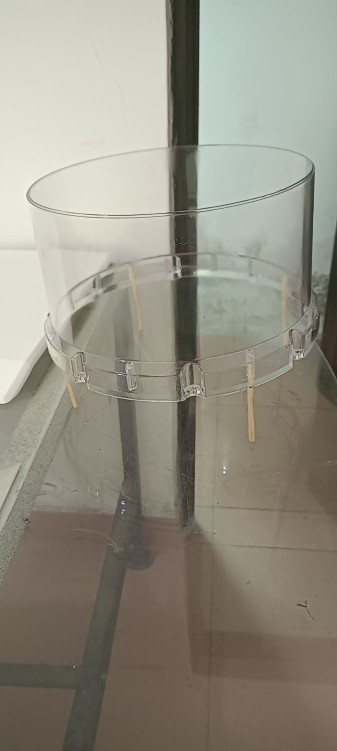 寻找东莞长安附近地区喷UV加工厂，现在量有6百多个，后续还会有的