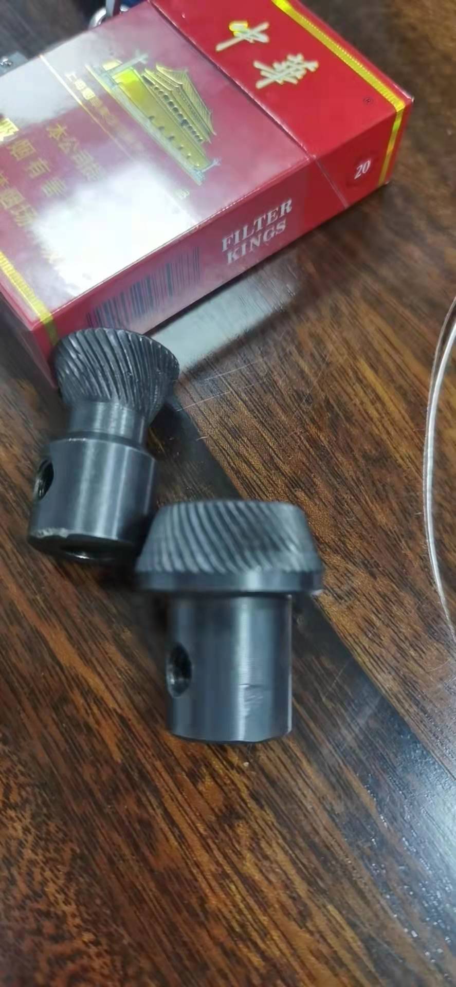 寻求有做滚花的加工厂，量首单3千套，一套2个工件