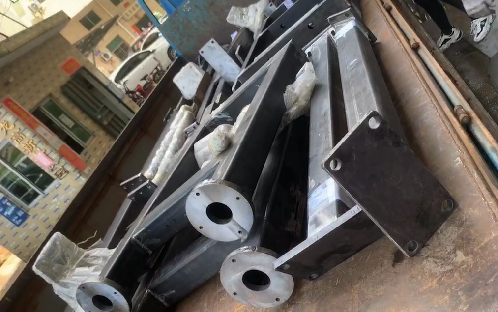 寻求深惠莞可以做组焊件的加工厂，目前手上有几十万件