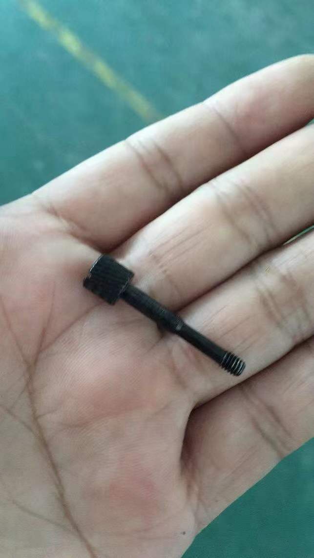 寻求有可以做产品图的螺丝加工厂，需求量五万件，材质是铁的