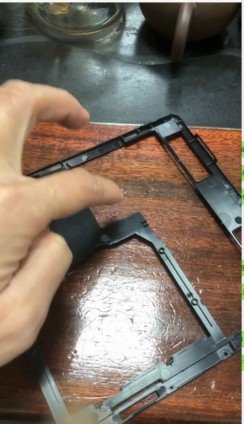 寻求东莞高机加工厂，现在量有5700件，材质是塑胶件的