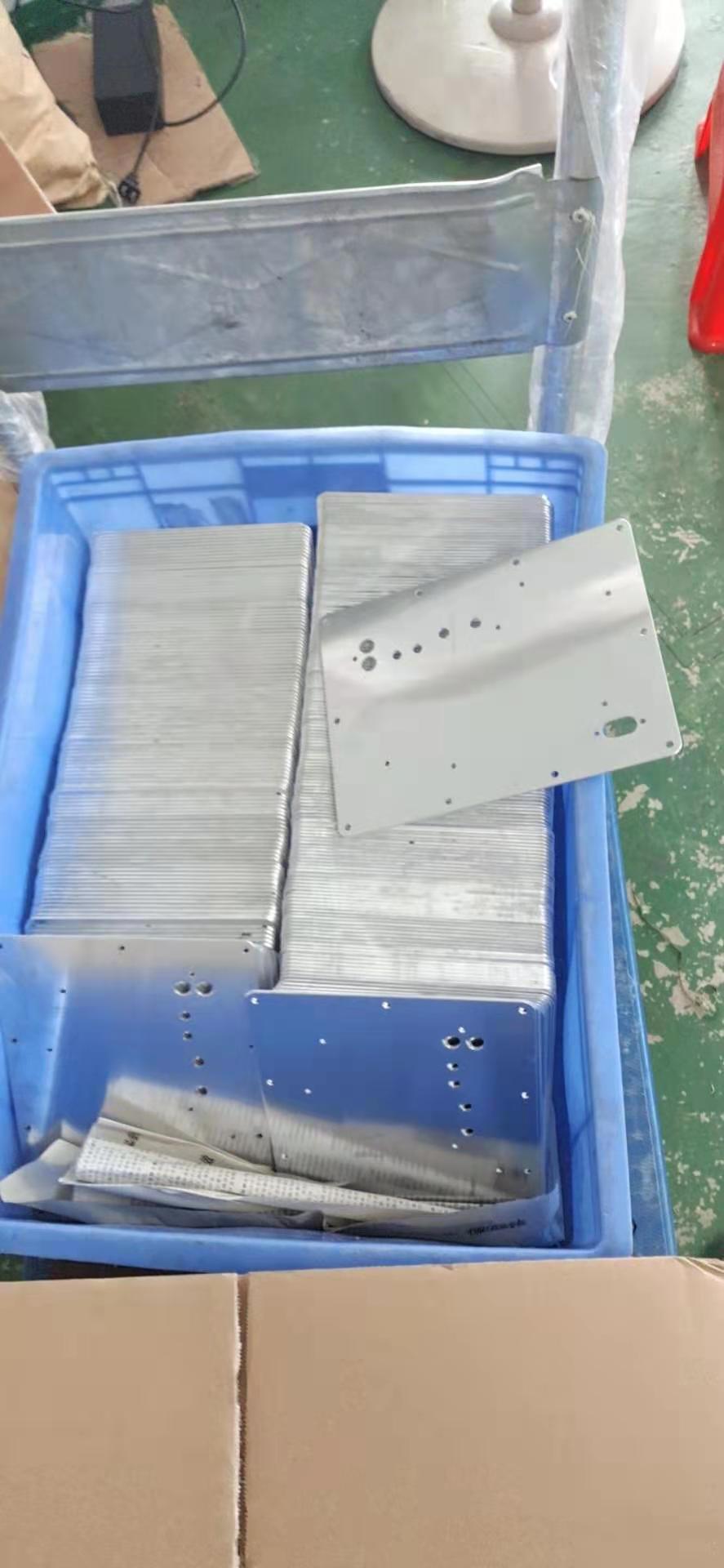 寻求有做五金打磨的加工厂，目前是处于磨合期