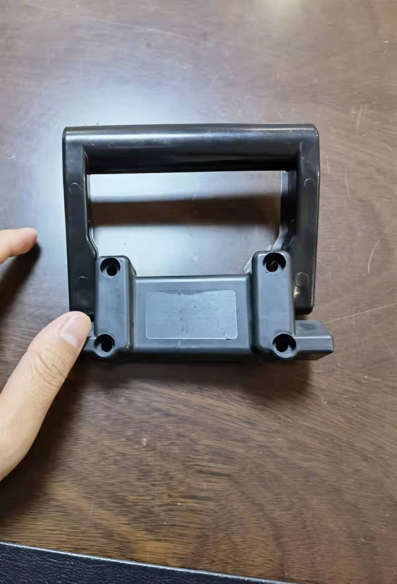 寻求东莞周边塑料加工厂，产品如图，一次订单量十万件