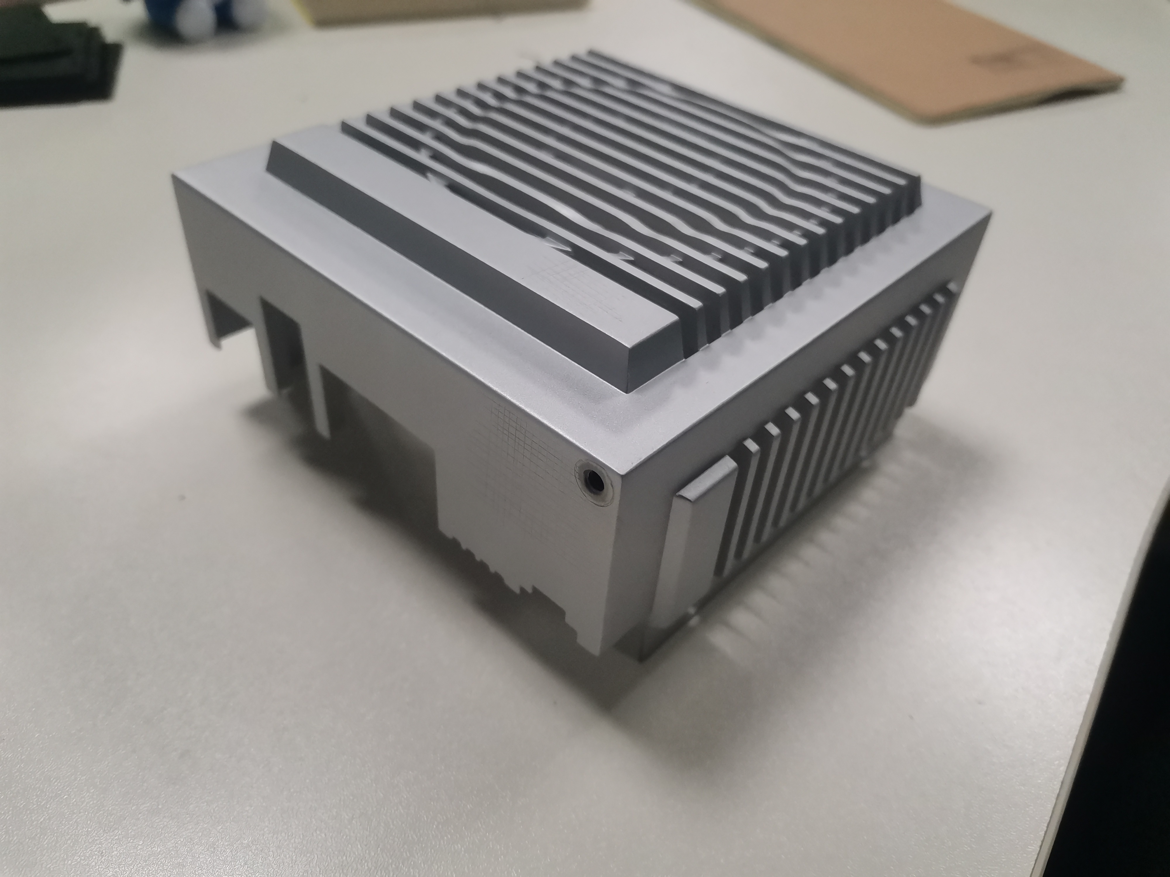 寻求东莞凤岗附近做压铸加工厂，每月5000件左右