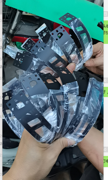 寻求五金烤漆加工厂，每一次最少2000条---3000件