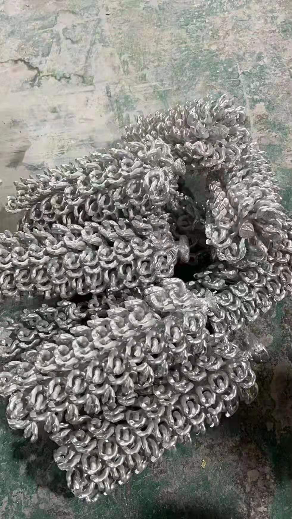 寻求铝翻砂的加工厂，目前量大概有十多万件