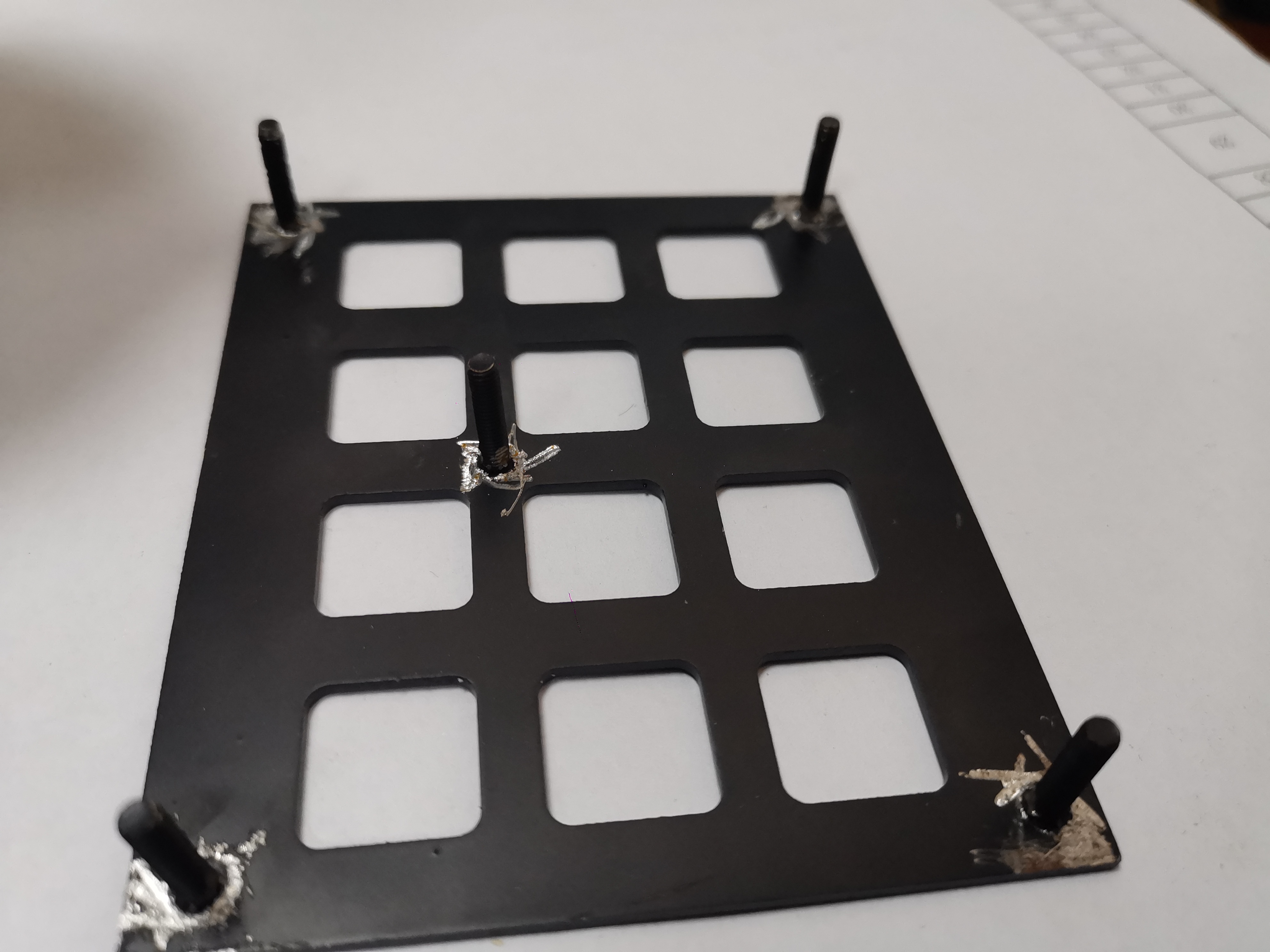 寻求深莞地区做碰焊的加工厂，目前有4000个产品需要做