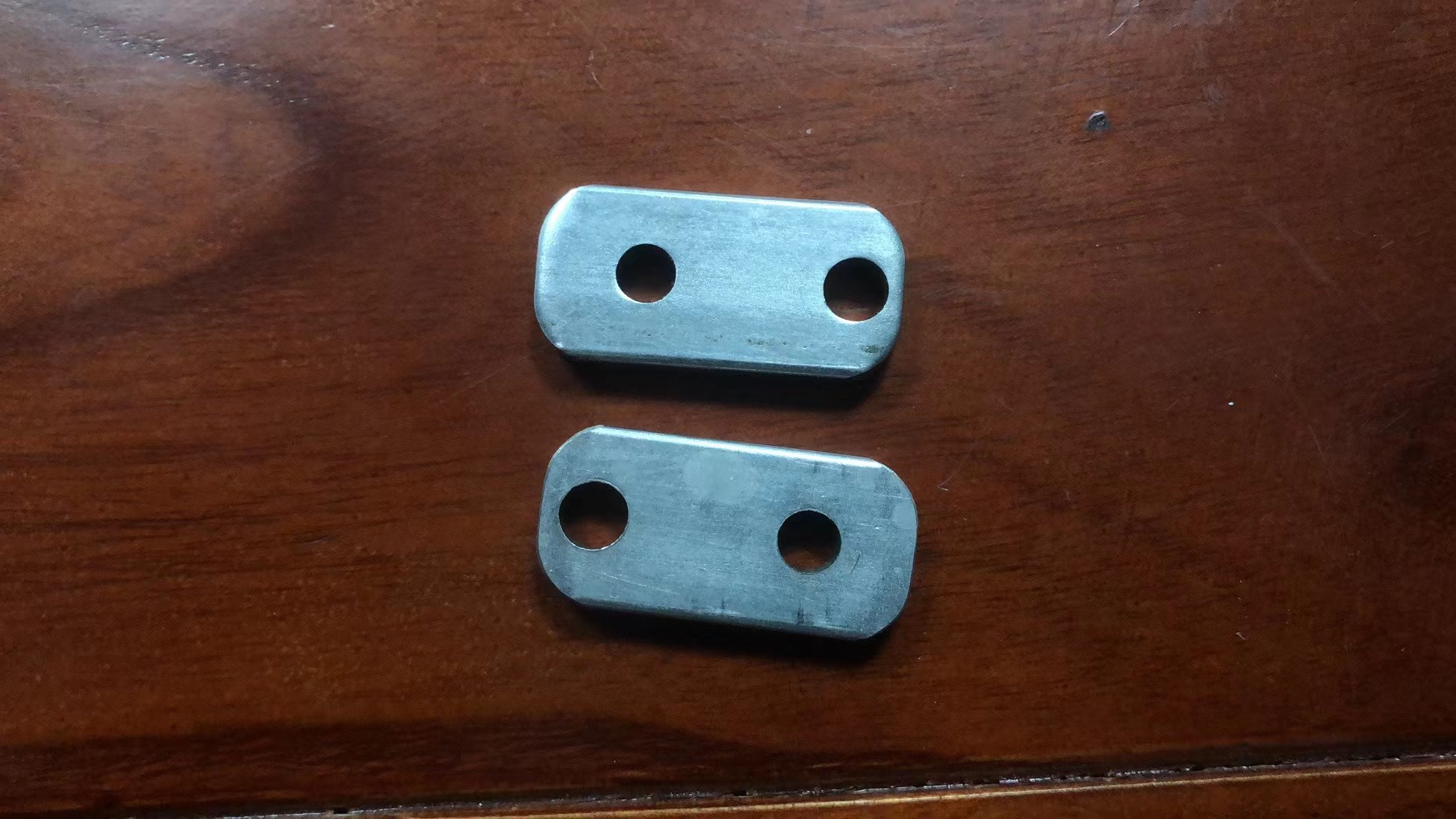 寻找中山东升或附近地区镜面抛加工厂，品种比较多