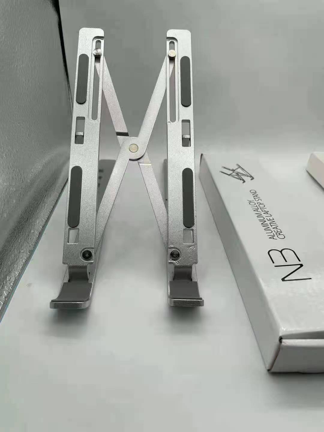 寻求做产品图的加工厂，需求量四万件，材质是铝的