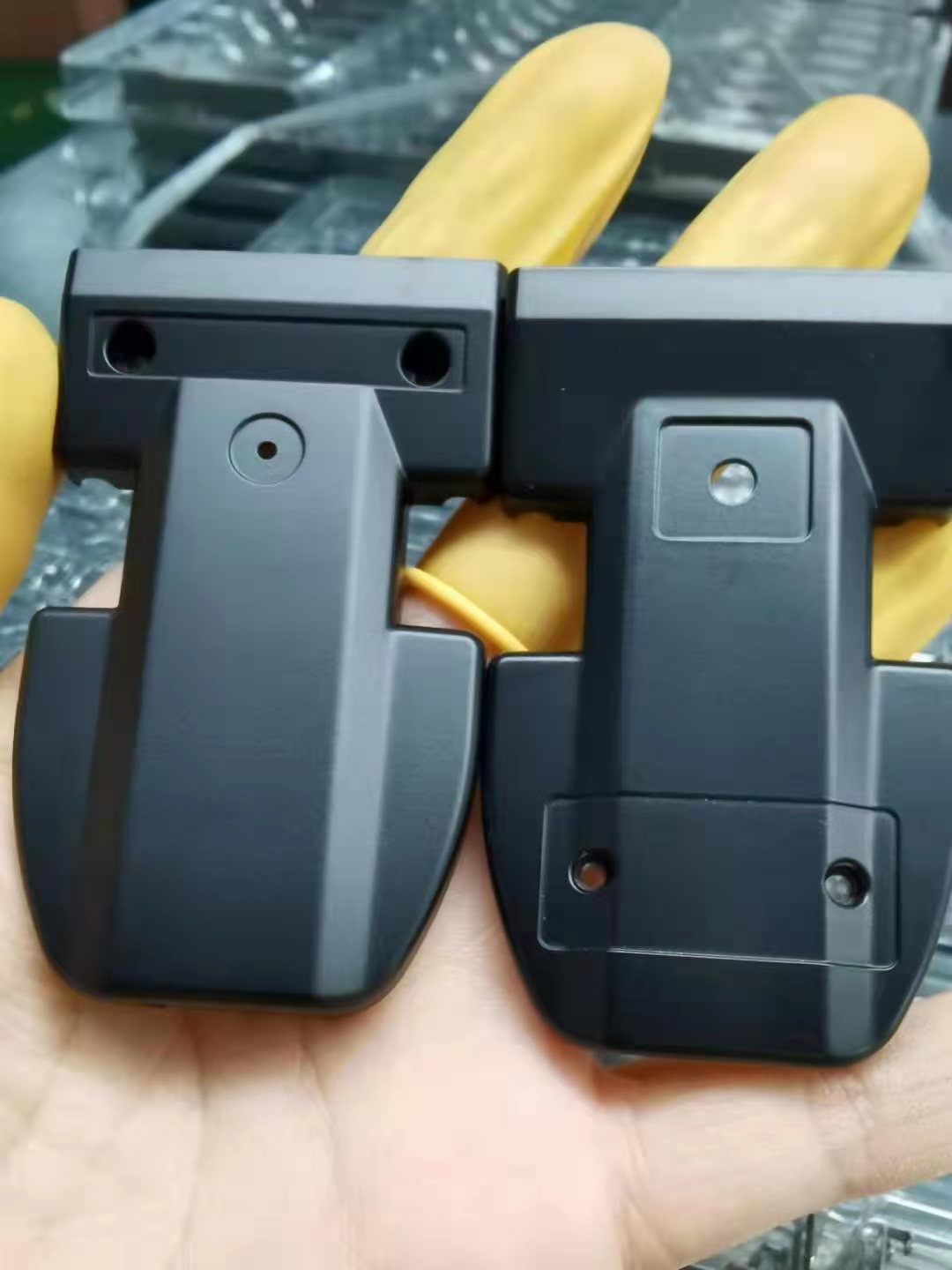 寻求长安附近喷油的加工厂，目前这一批有四千多件