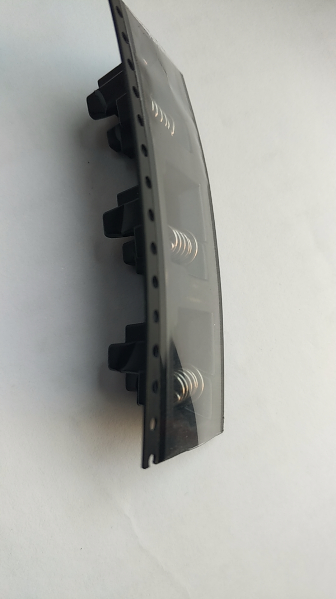 寻求吸塑料带盒的加工厂，量至少大概有十几万件