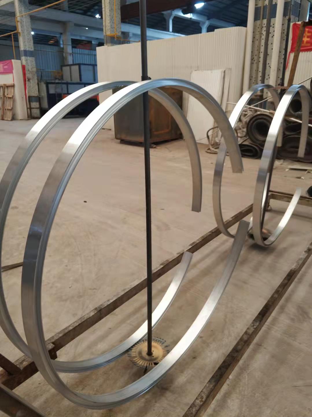 寻找中山古镇或附近地区喷漆加工厂，长期做货的