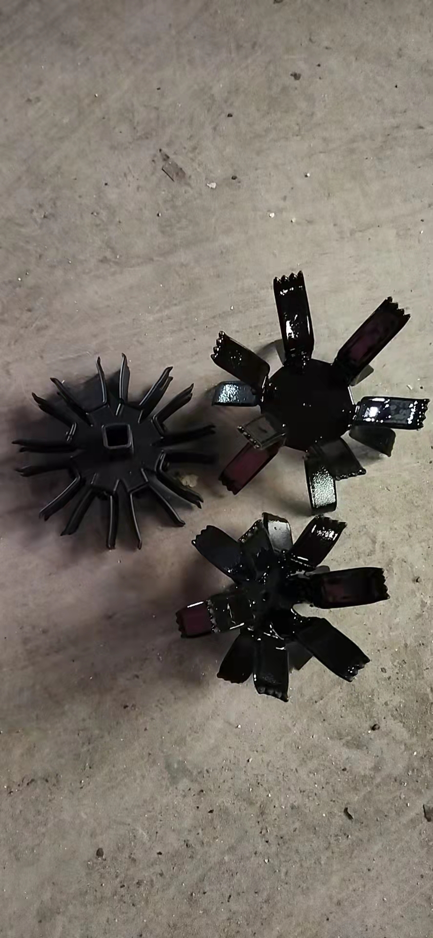 寻求脱漆加工厂，目前大概有一万五千件，长期订单量