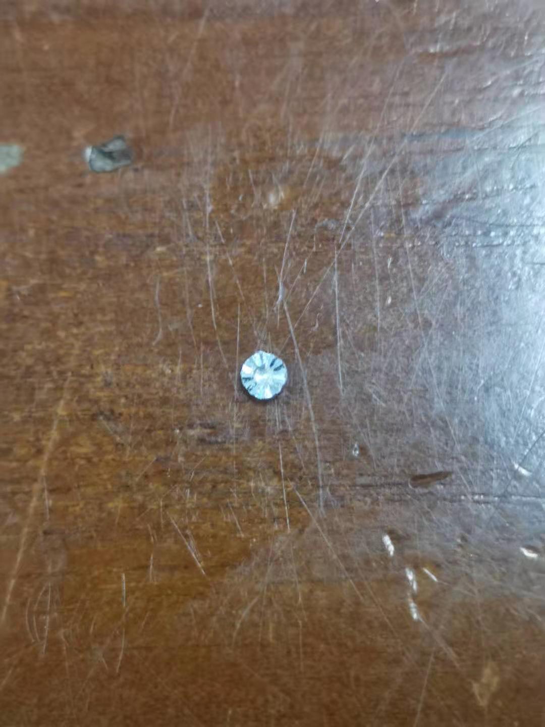 寻找深莞附近地区高光批花CD纹加工厂，现金单，有十几二十万件