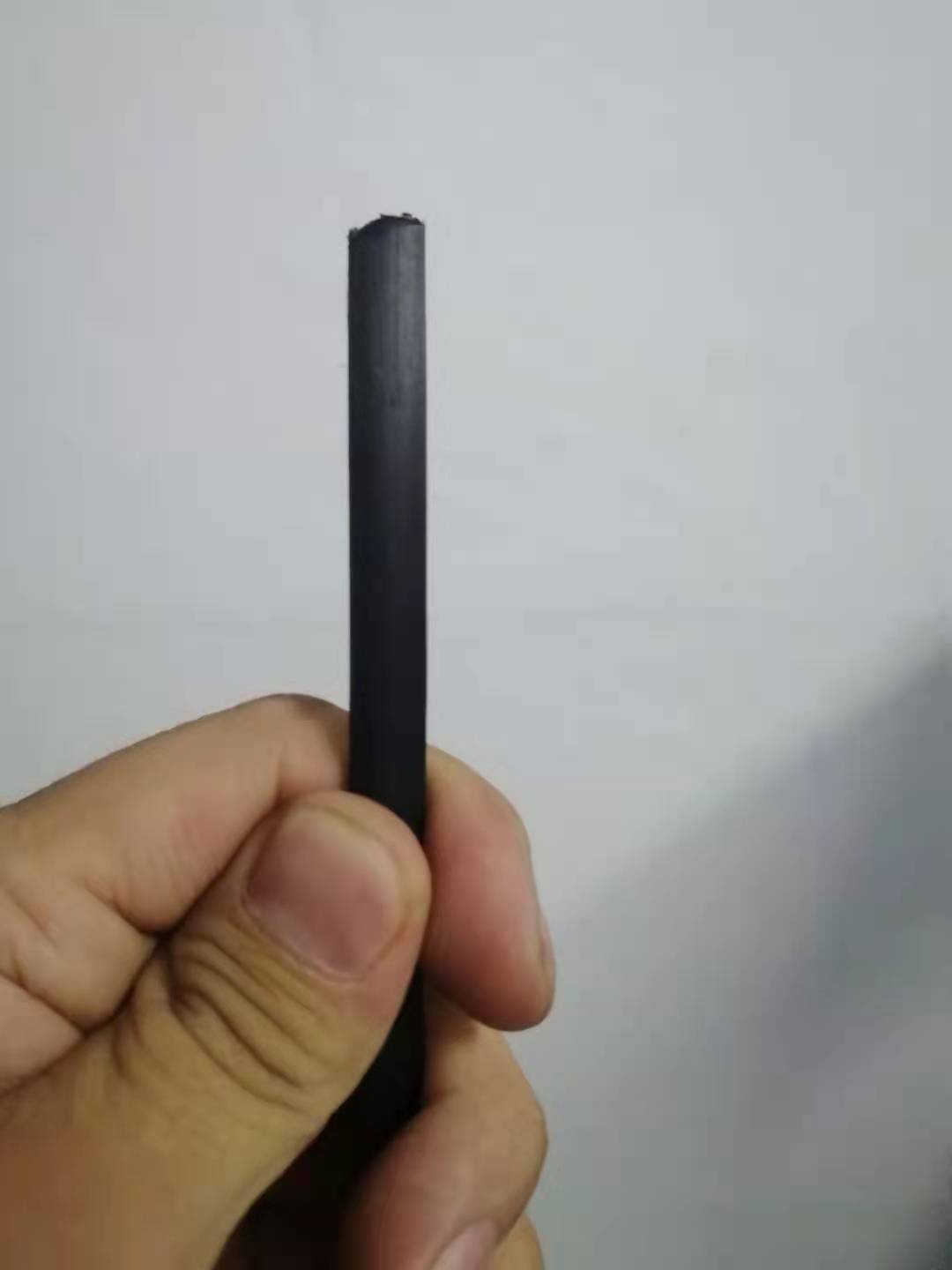 寻求做PE/PVC胶条的加工厂，年需求量几十万件