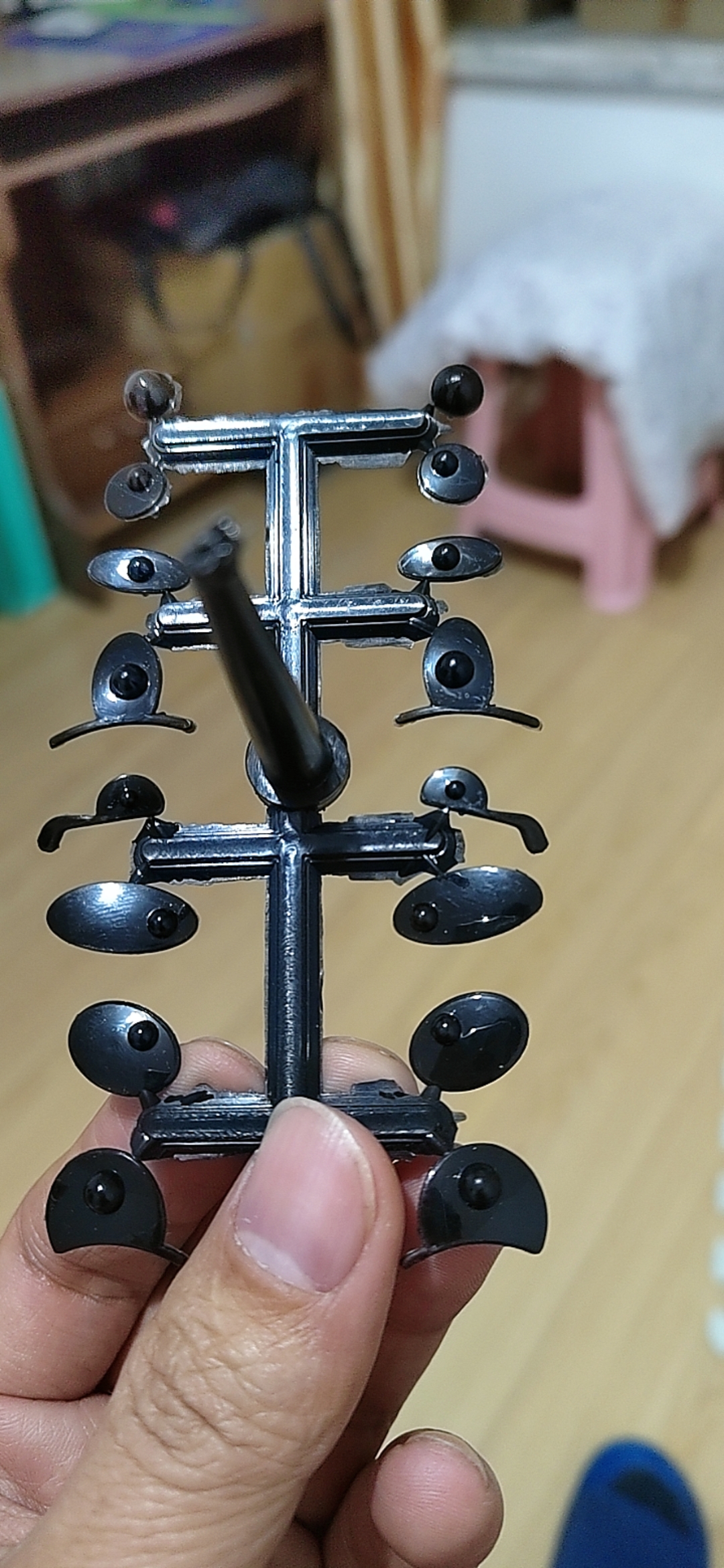 寻求制作喷油模具的加工厂，先做一套模具先试试效果