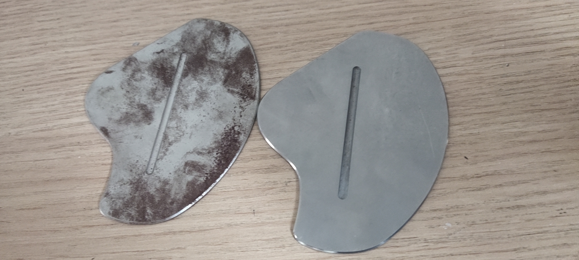 寻求东莞附近做寝锌工艺的加工厂，需求量一千多件