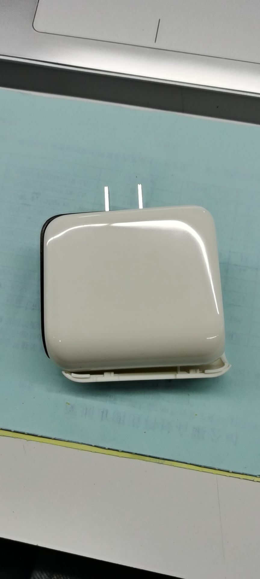 寻求镭雕或者丝印的加工厂，这一批是1000件，后续一批是3000件