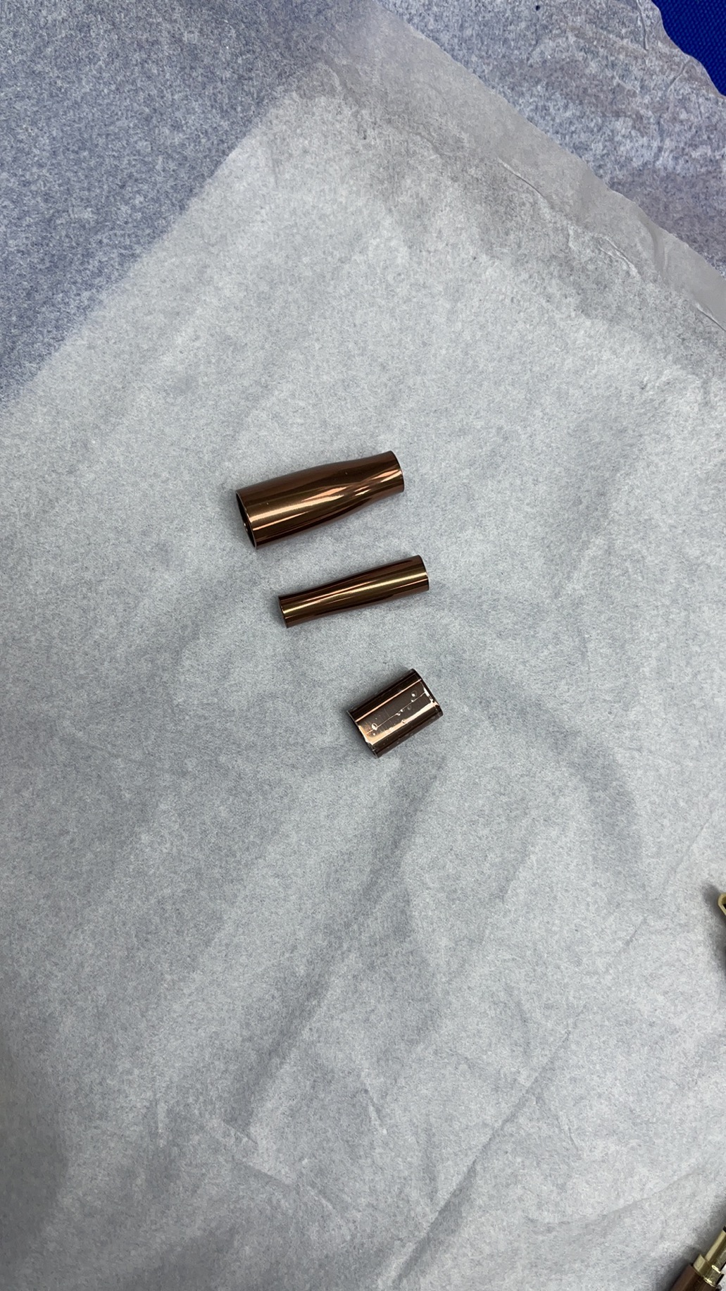 急需深莞地区做彩色电泳的加工厂，目前有20多万件产品