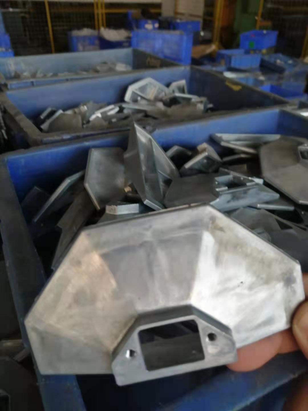 寻求东莞附近普通抛光加工厂，目前产品图现在有5000件