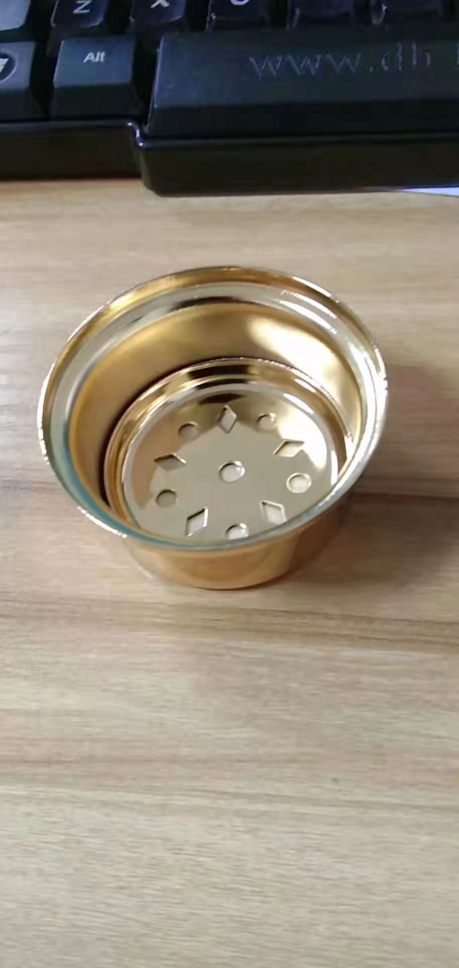 寻求深惠莞附近五金冲压加工厂，这批大概有一万多套