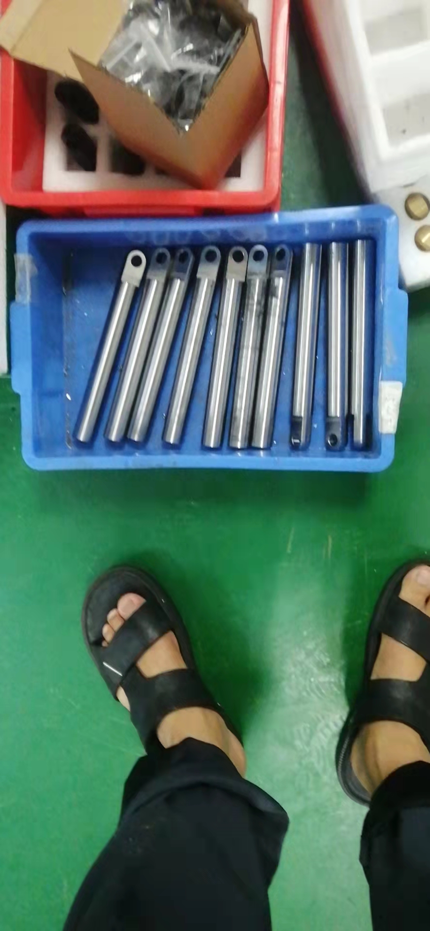 寻求东莞石排挂镀镍的加工厂，现在有十多件