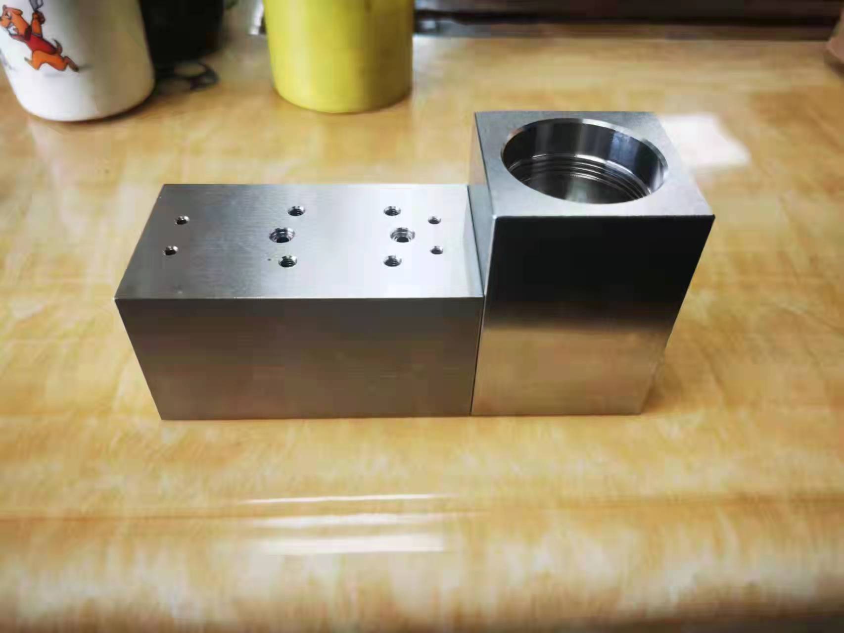 寻找东莞桥头、企石这边周边地区不锈钢车件加工厂（车、铣、磨）