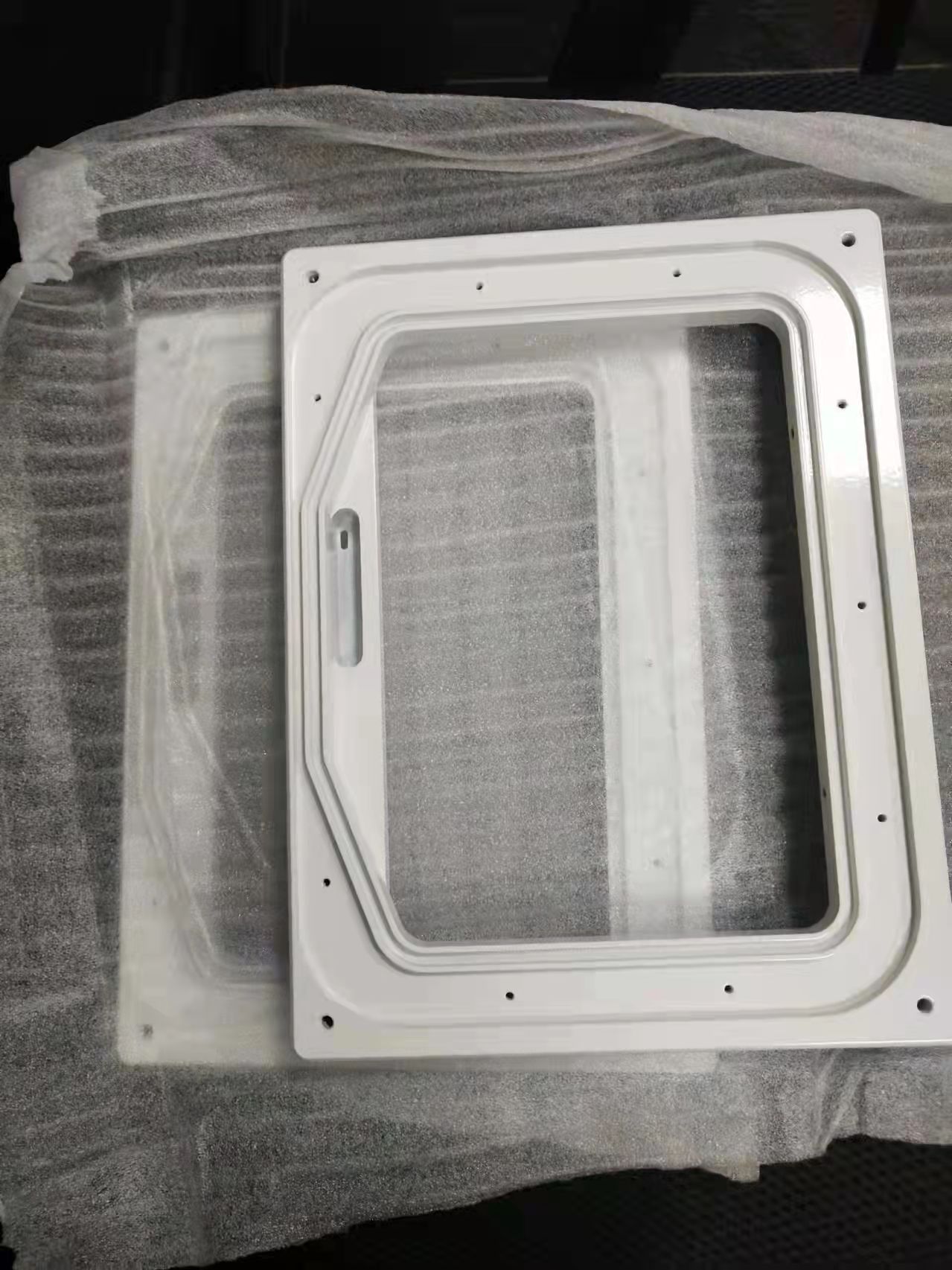 代客户寻求深圳东莞地区喷粉加工厂，要先打样