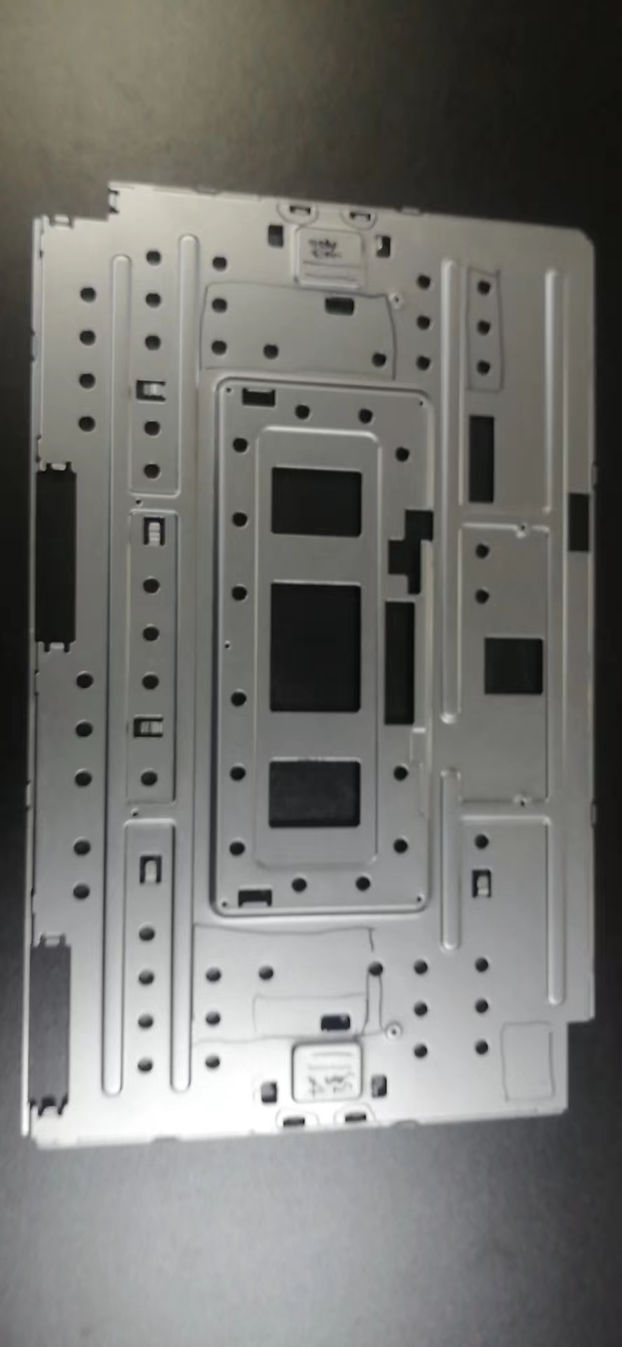 寻求深惠莞周边挂镀蓝锌的加工厂，首单试样一百件