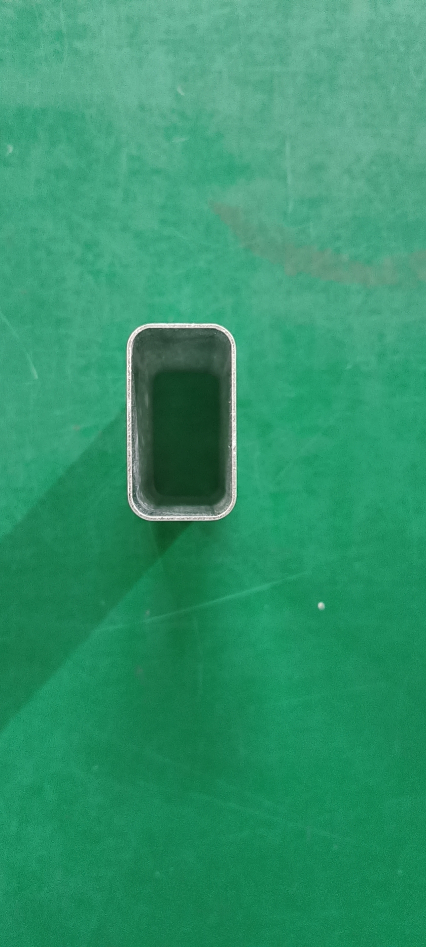 寻找东莞横沥附近做清洗+研磨的加工厂，每天有五六万件