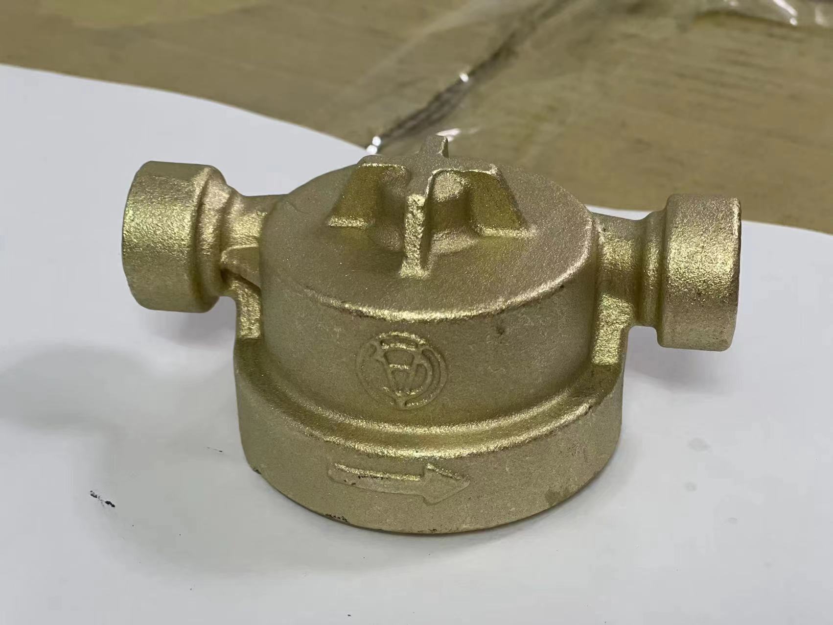 寻求东莞附近CNC夹具的加工厂，如图，材质是铜的