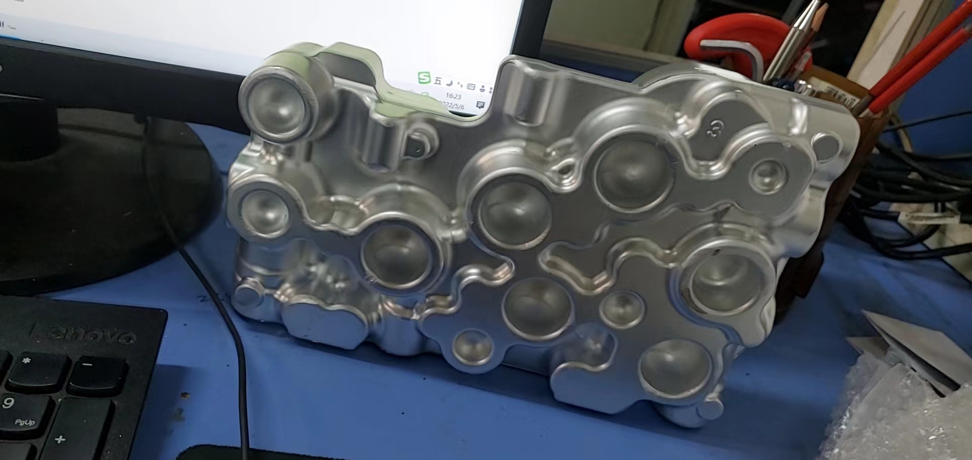 寻求CNC电脑锣加工厂，每天有500-1000件