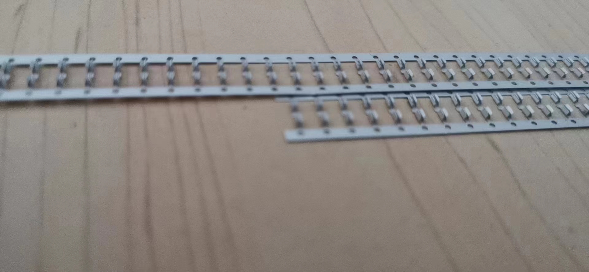 寻找东莞石碣或周边地区连续镀雾锡加工厂，量蛮大的