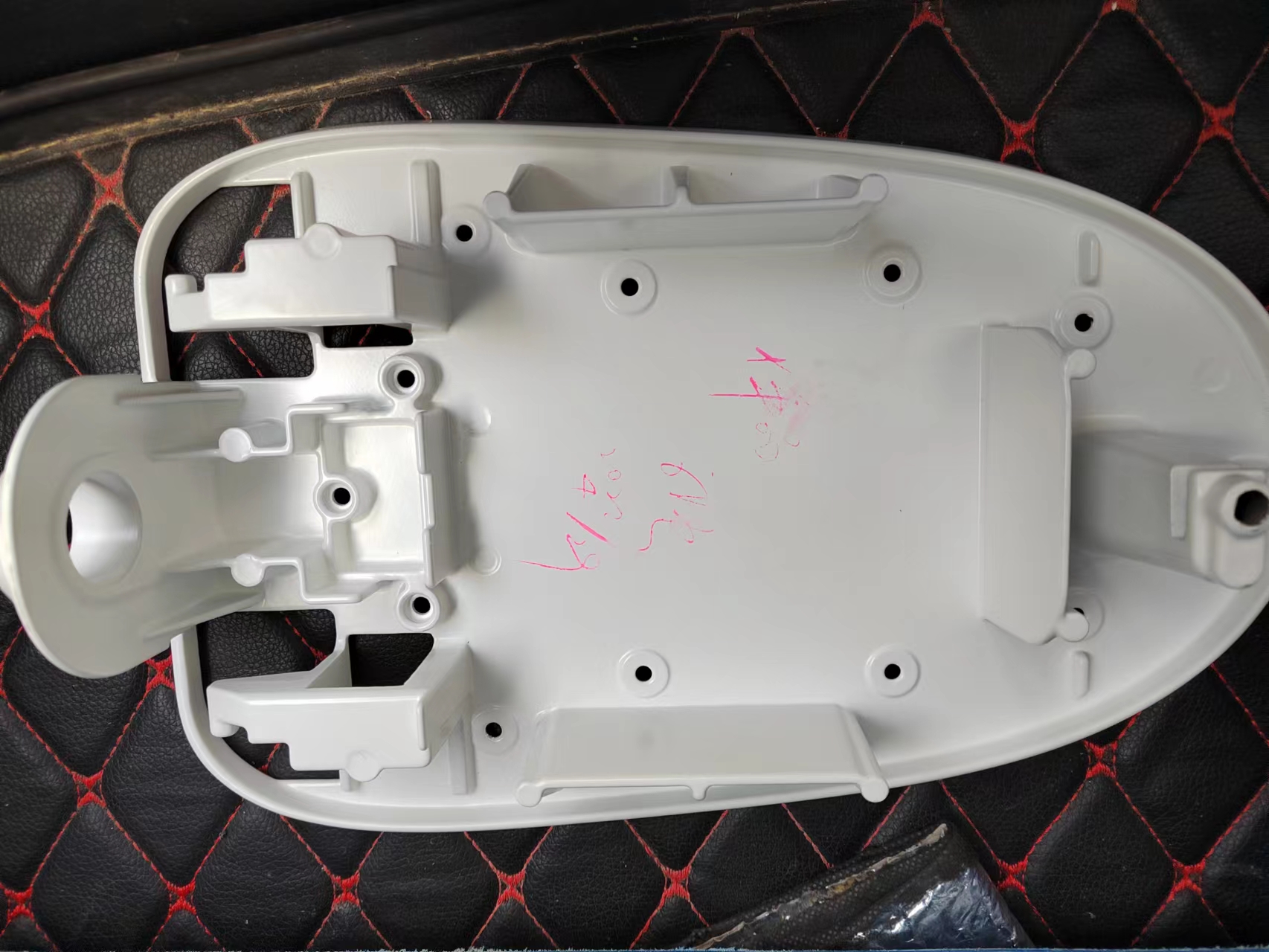 寻在福建漳州角美附近的喷粉加工厂，前期打板，OK的每月1500-2000套