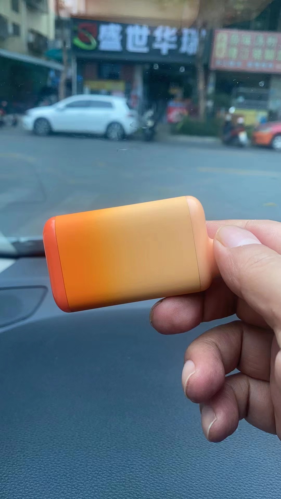 寻求能做渐变色氧化加工厂，前期要先打确认效果