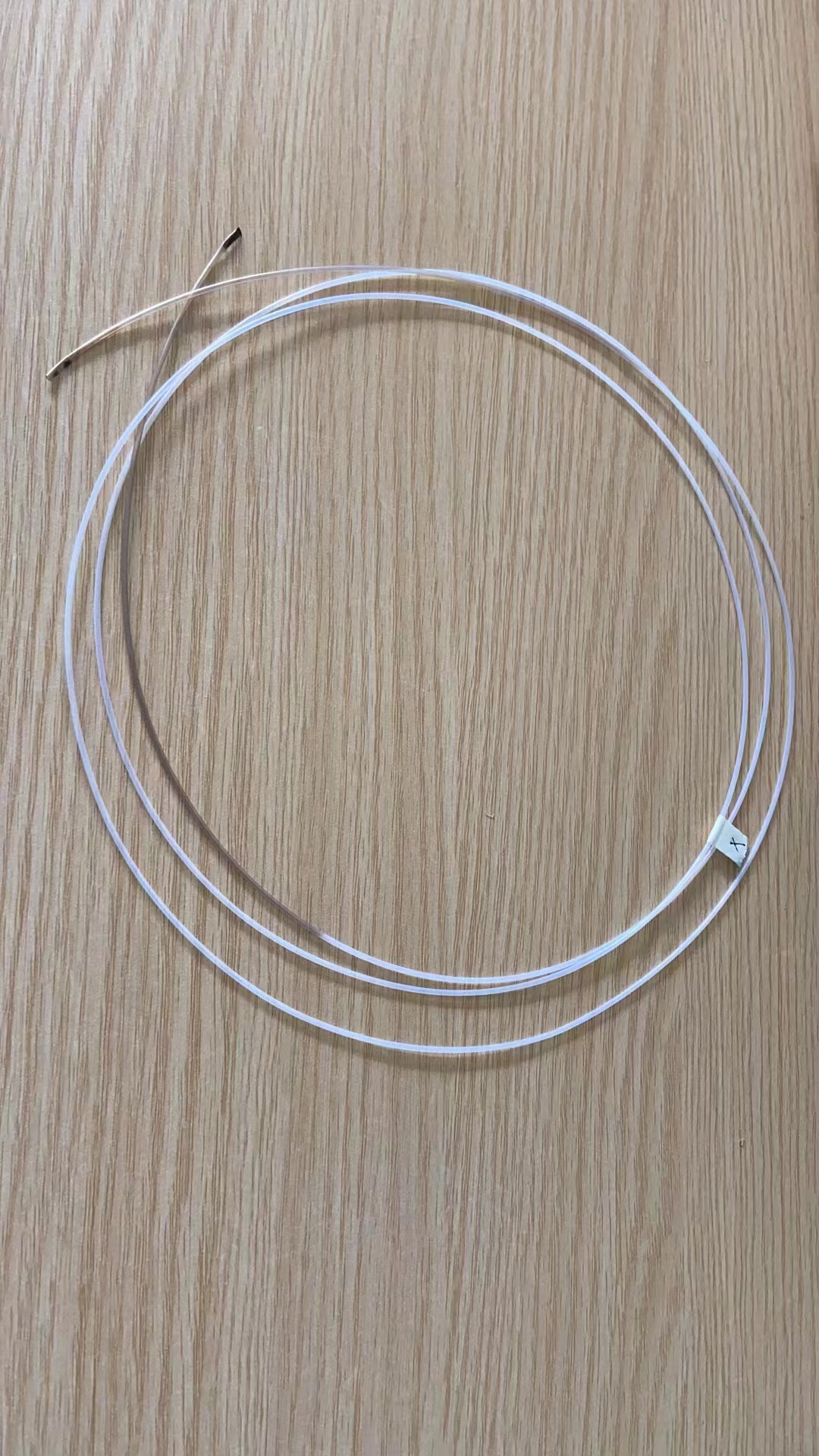 寻有做PTFE管材的蚀刻加工厂，每月有一万件