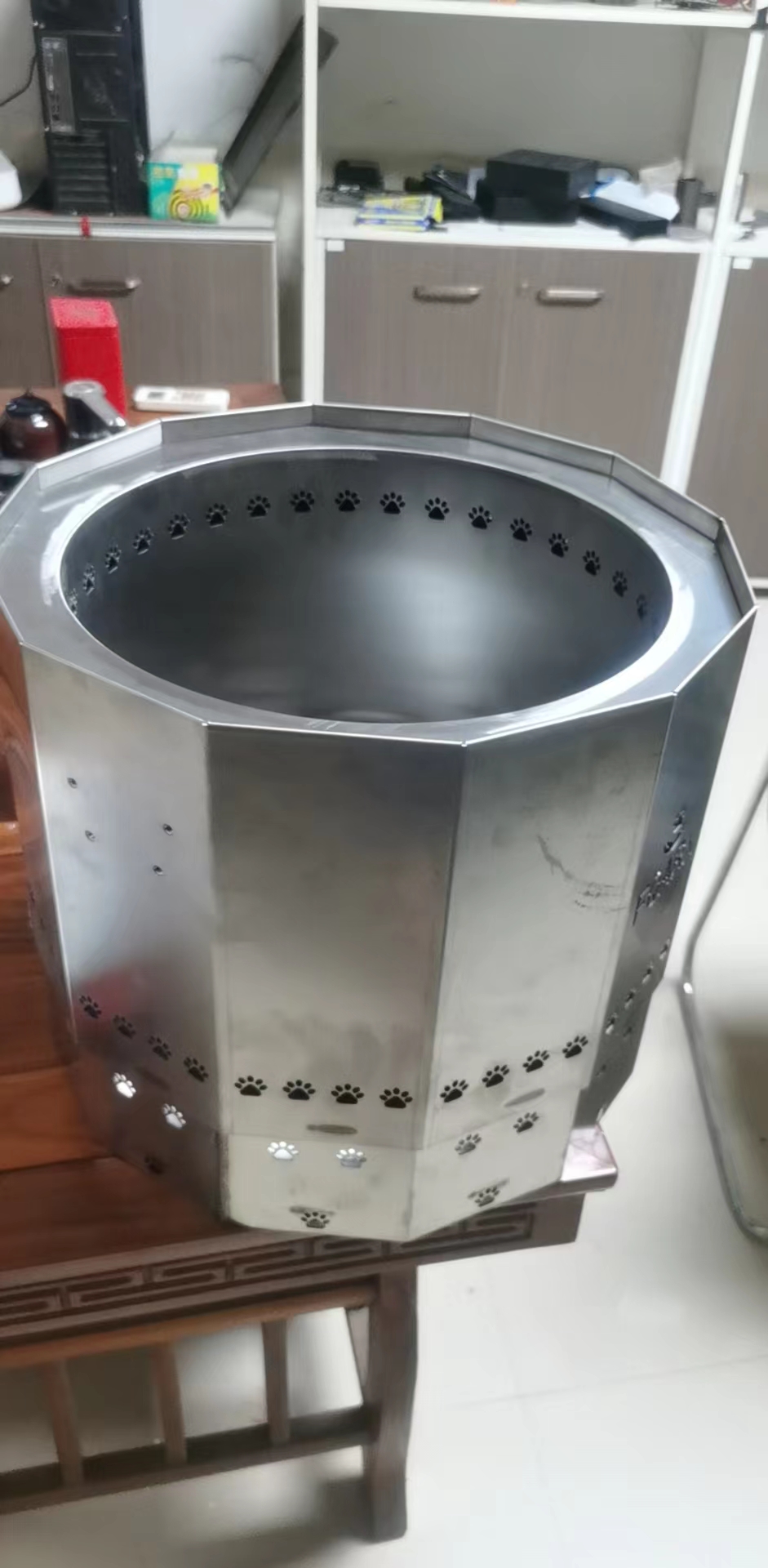 寻找深圳观澜附近地区能做如图工件拉丝加工厂，量有300套