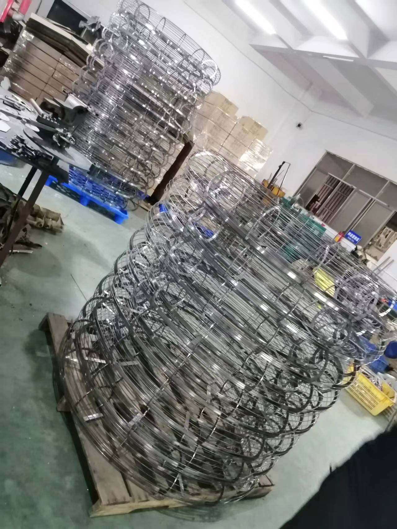 寻找广东地区能做直径1.35米产品镀铬加工厂，量没说多少