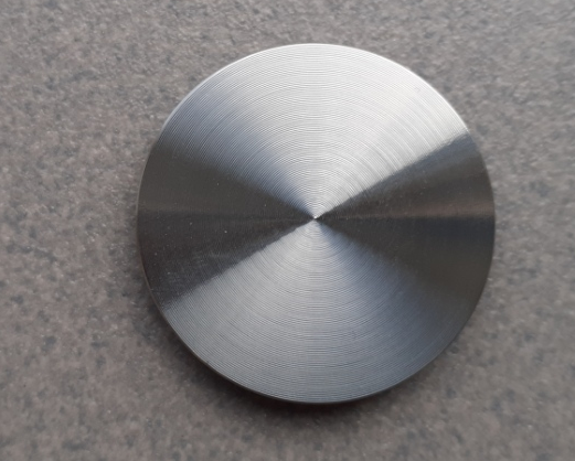 专业抛光外发加工，订单有十多万件，材质是不锈钢303的