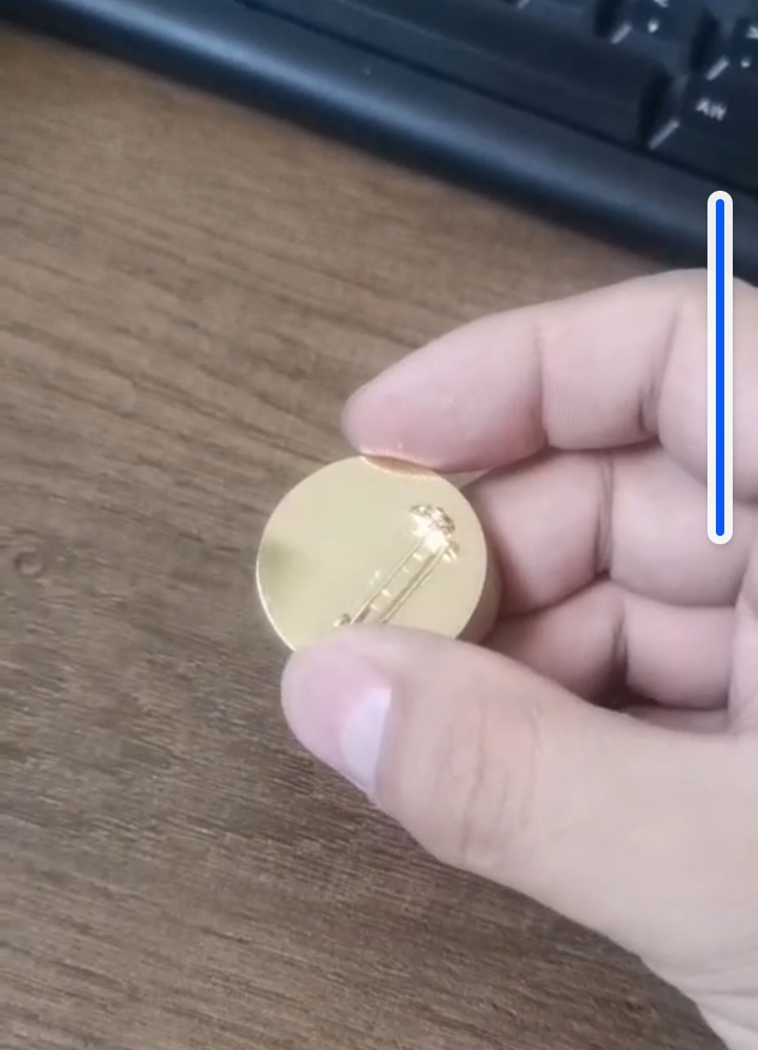 寻能做水镀镀真金+电泳的加工厂，目前有五万件