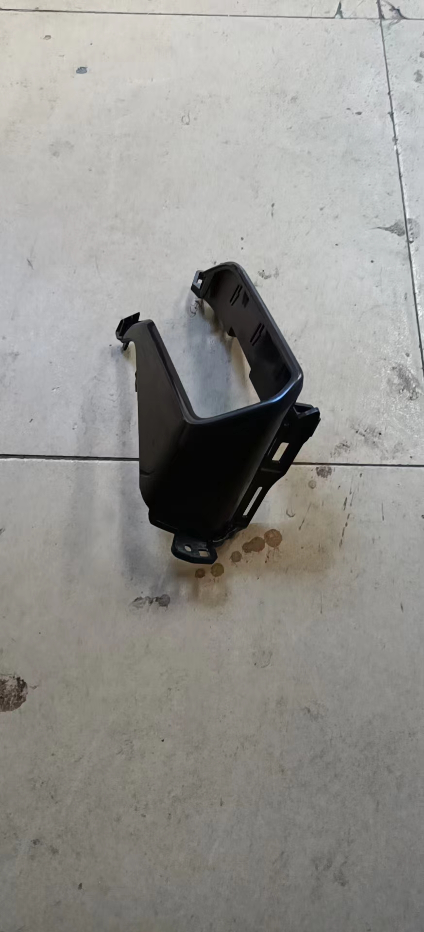 寻找东莞附近做汽车件喷油治具厂商，大概做2100个