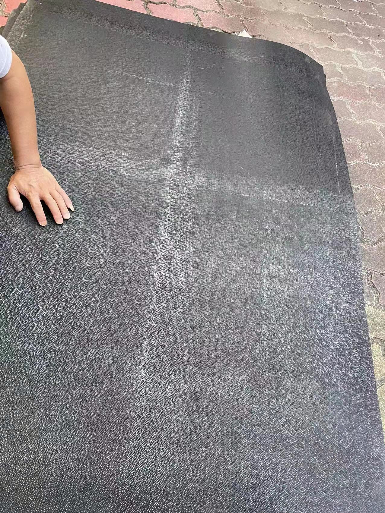 寻找东莞石龙或周边地区喷油加工厂，量目前有300张