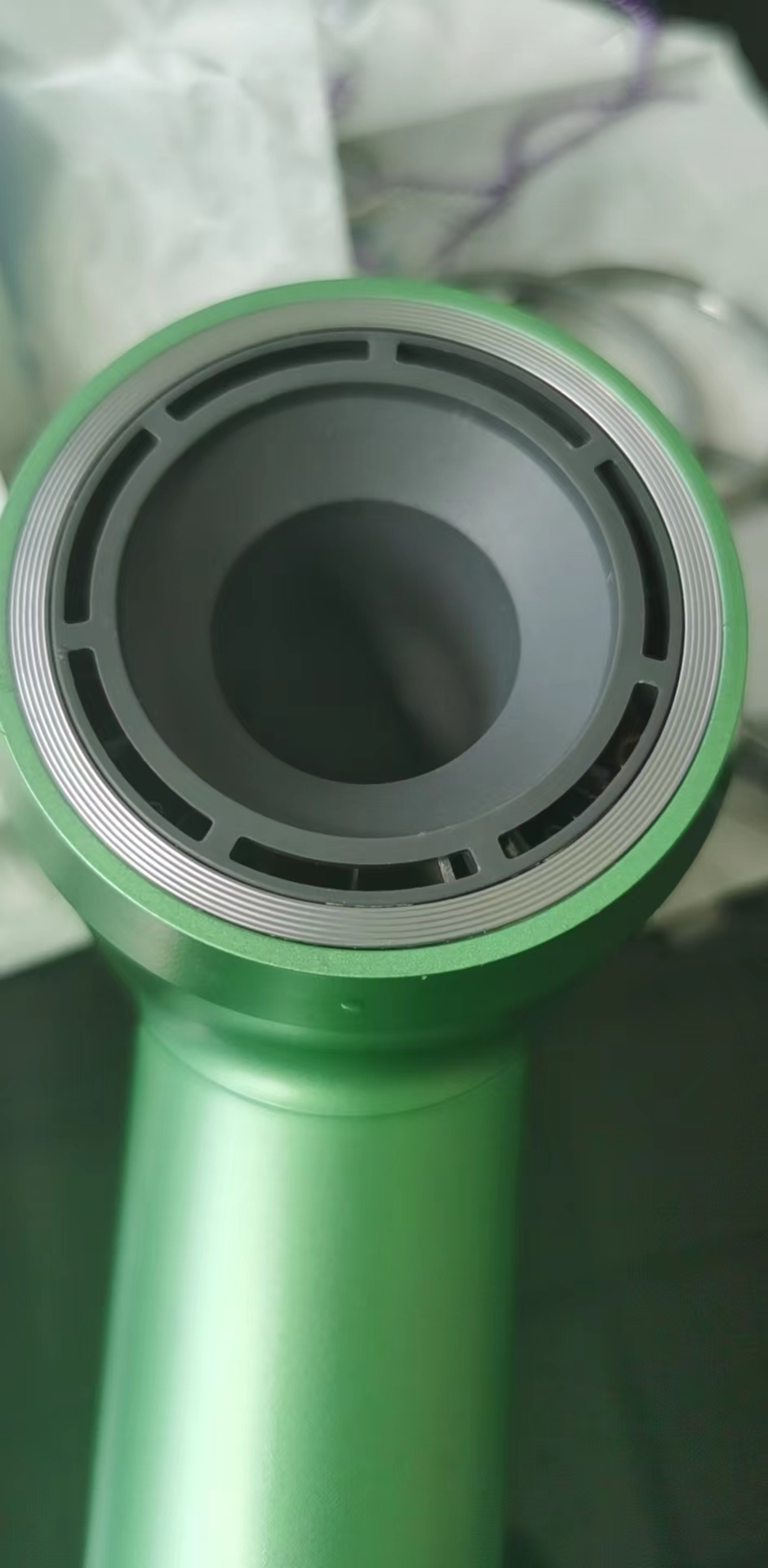 电镀亮银色外发加工，打样OK，有80万件