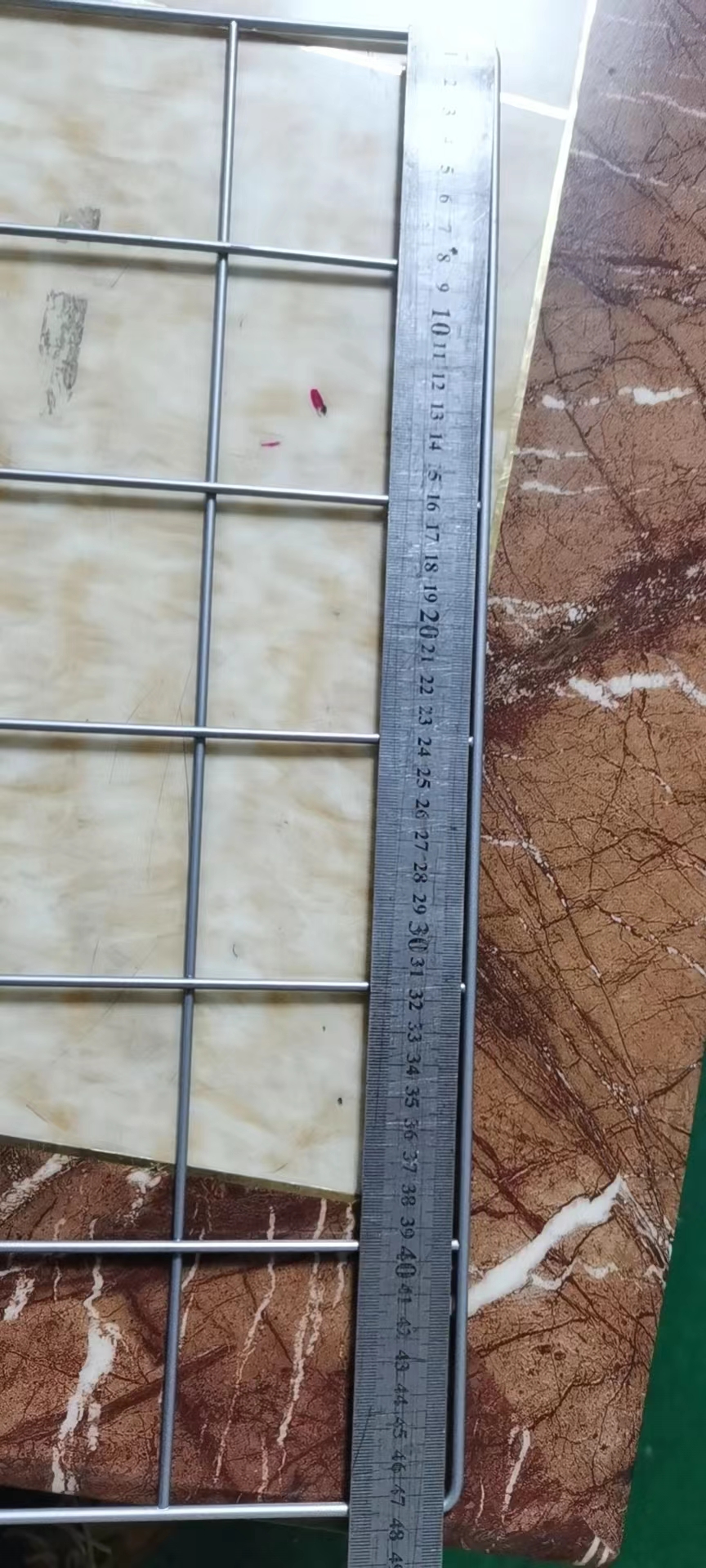 寻能做如图产品+表面处理喷粉的加工厂，需求量20万／月