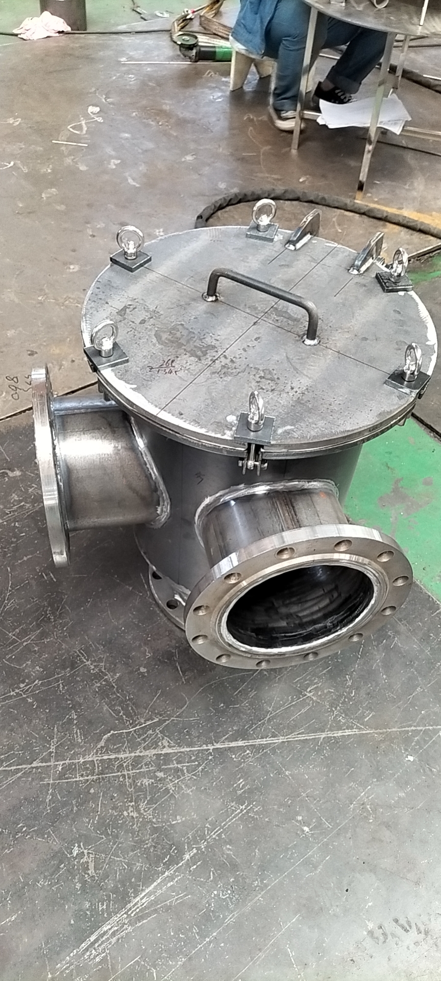 寻找东莞黄江附近喷油加工厂，量有60个，如图规格