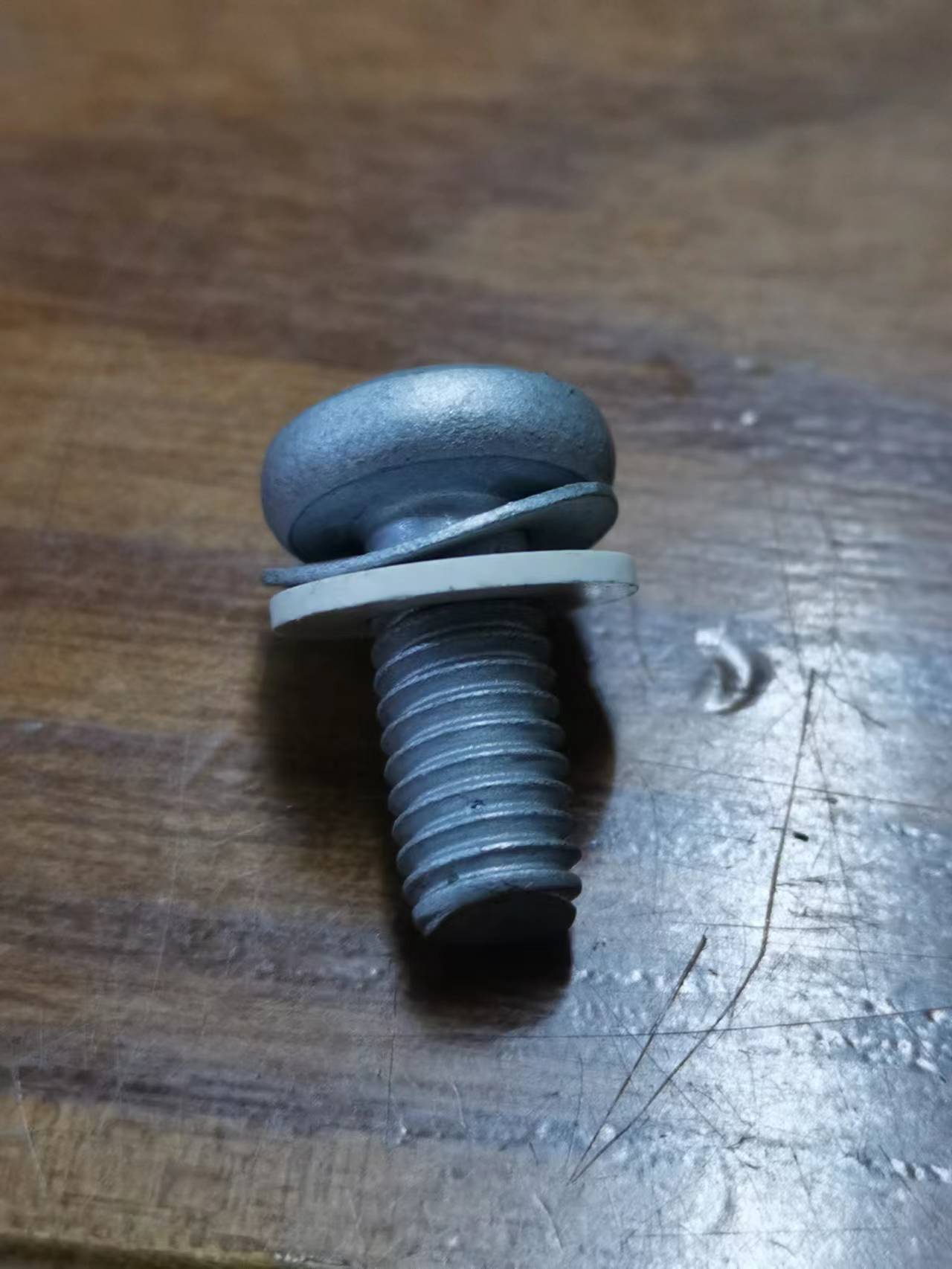 寻能做如图不锈钢螺丝的加工厂，需求量可做几个月