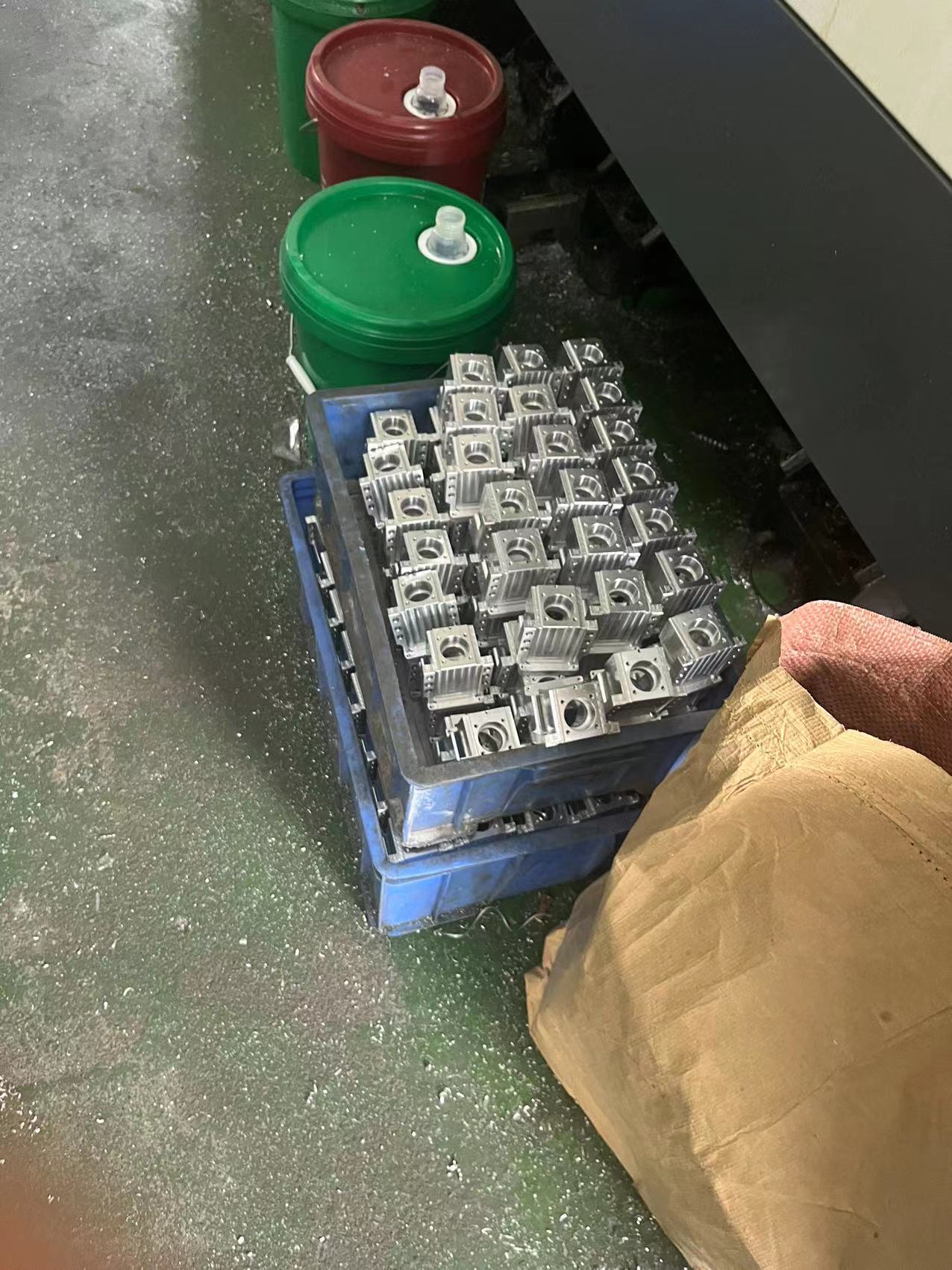 寻找东莞长安新民附近地区氧化加工厂，量每月合计1-2吨这样