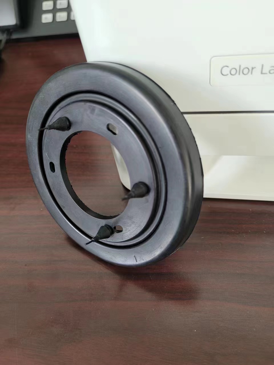 寻东莞有开硅胶模具的加工厂，先做一套模具